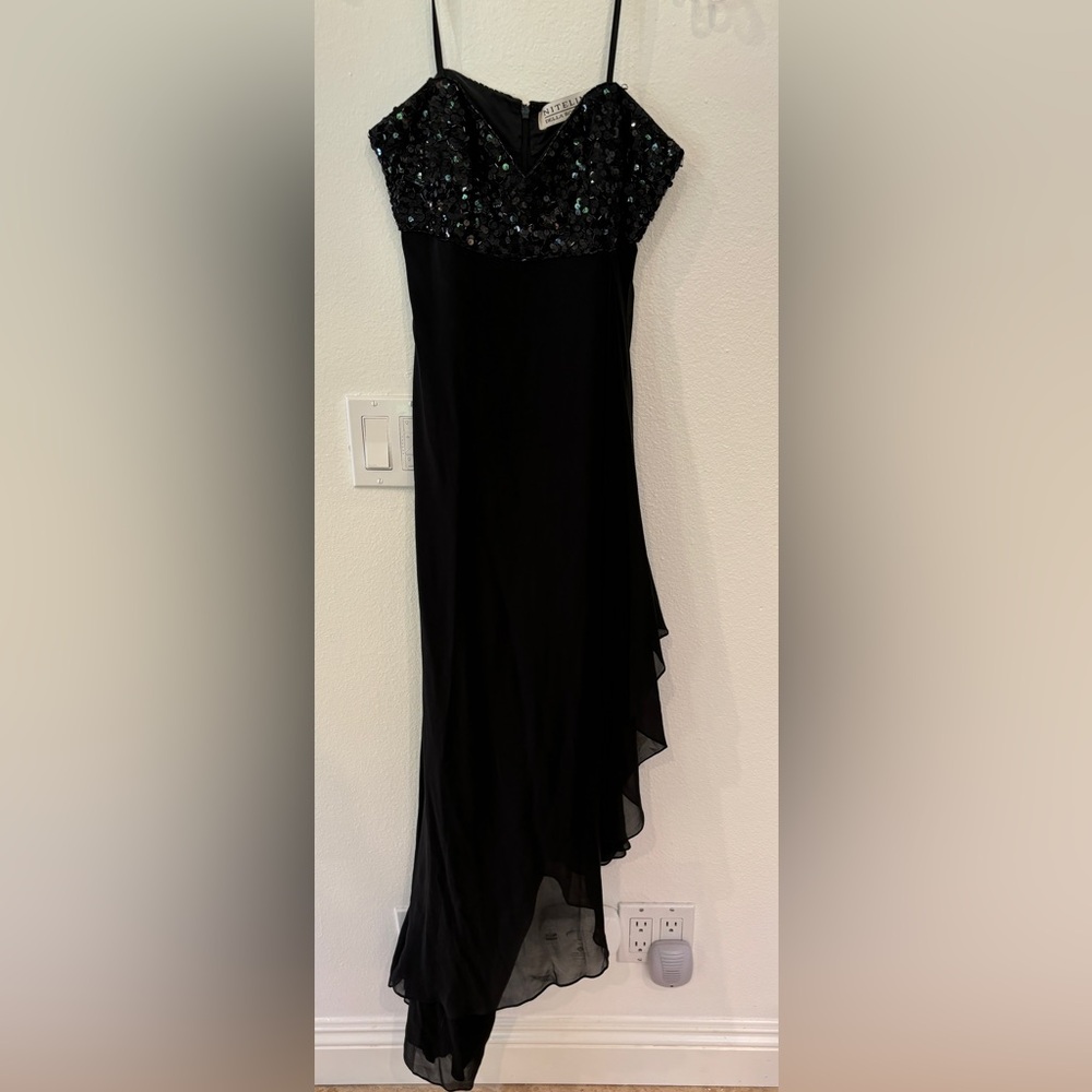 Black Chiffon Sequins Formal Gown. Stunning & Elegant